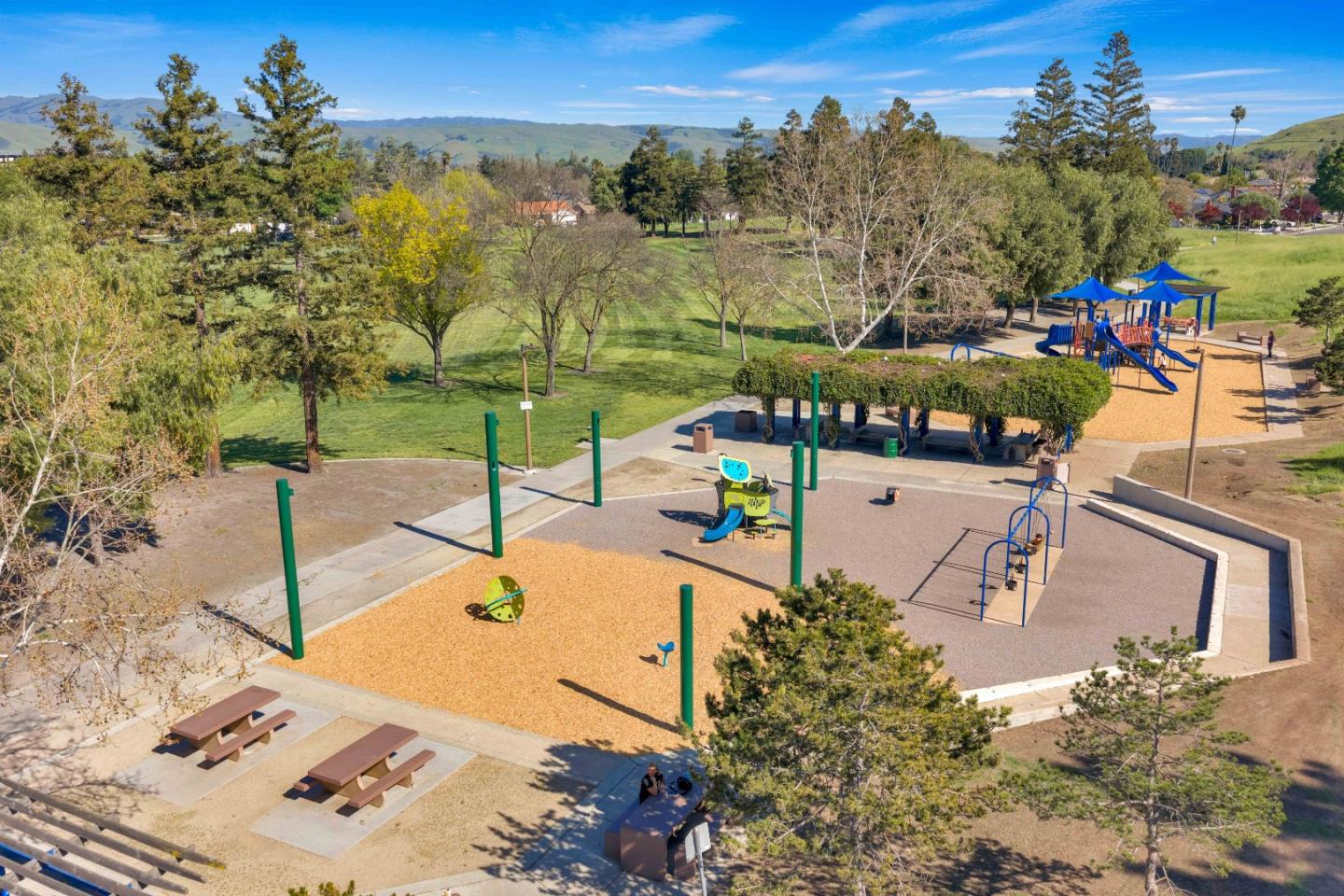 6280 Mountford Drive