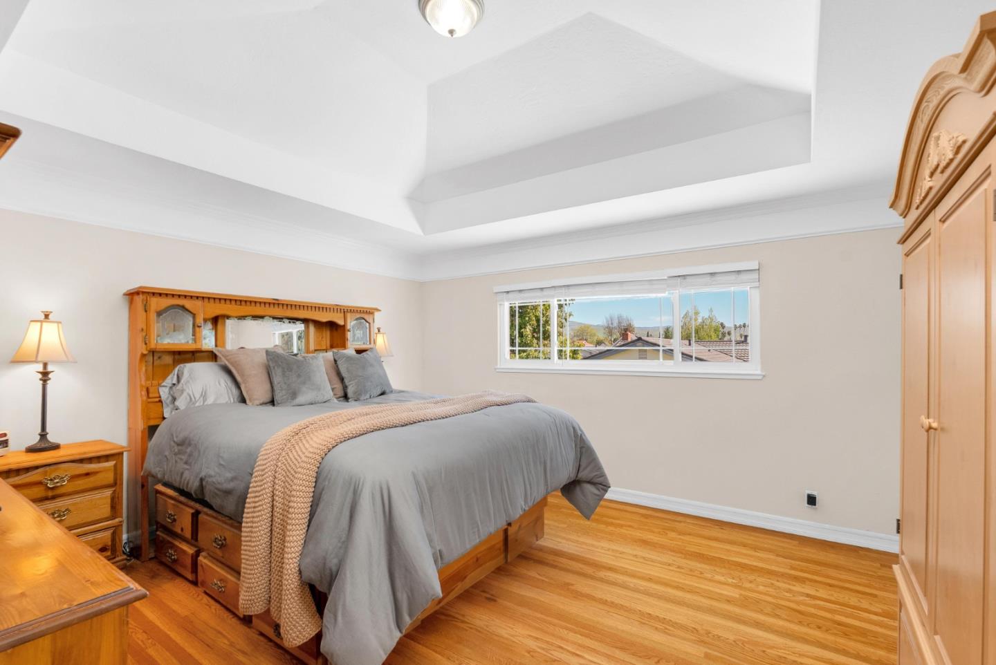 6280 Mountford Drive