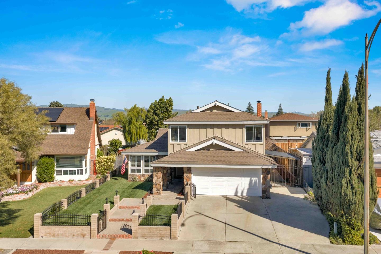 6280 Mountford Drive