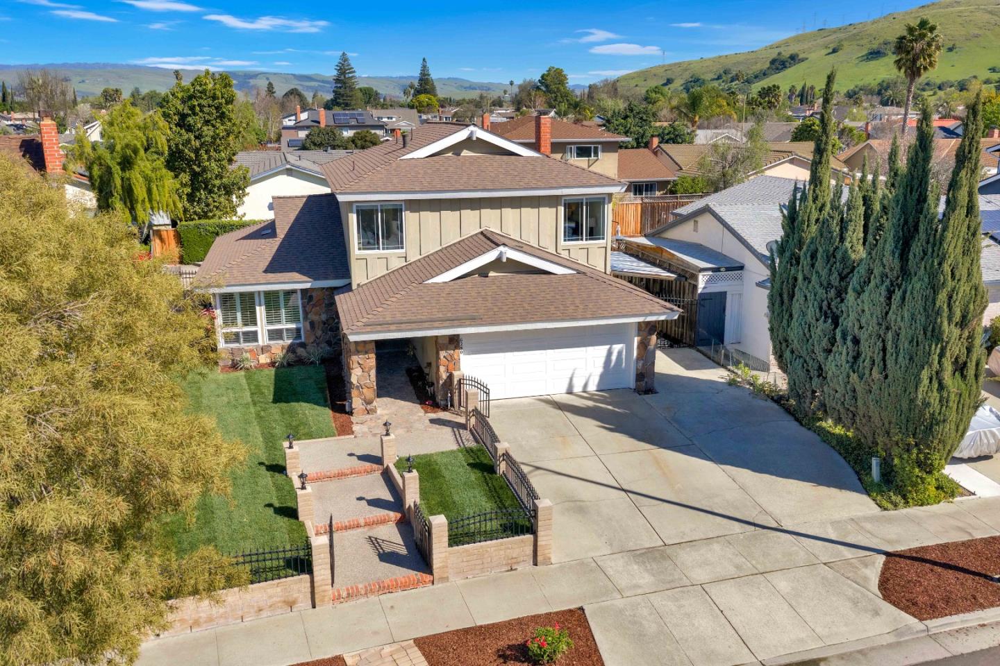 6280 Mountford Drive