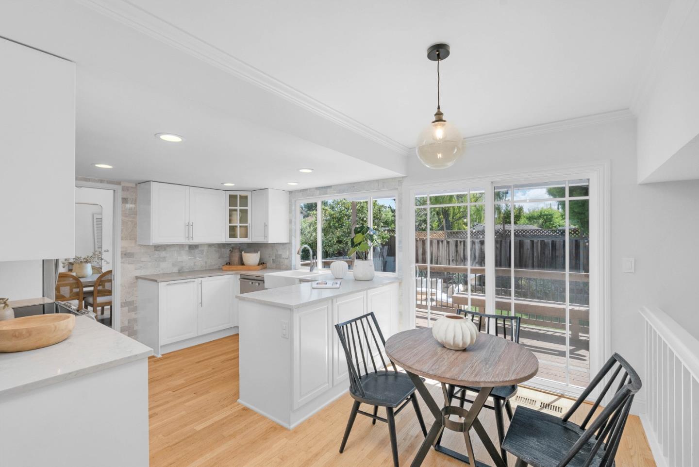 1060 Shandwick Court