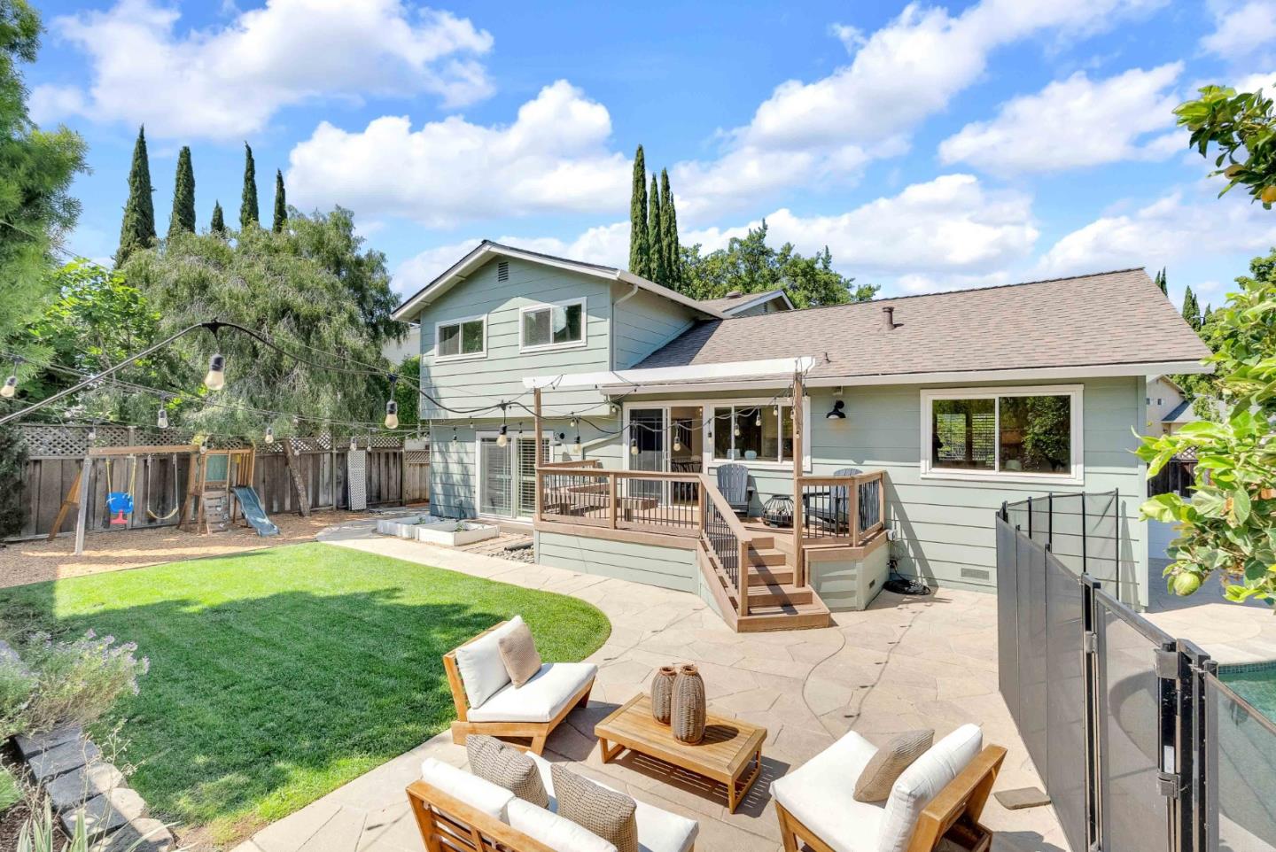 1060 Shandwick Court