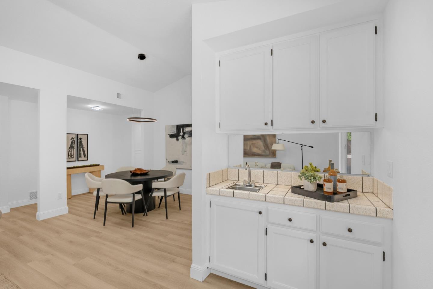 3129 Vermilion Court