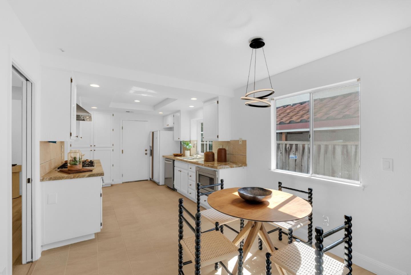 3129 Vermilion Court