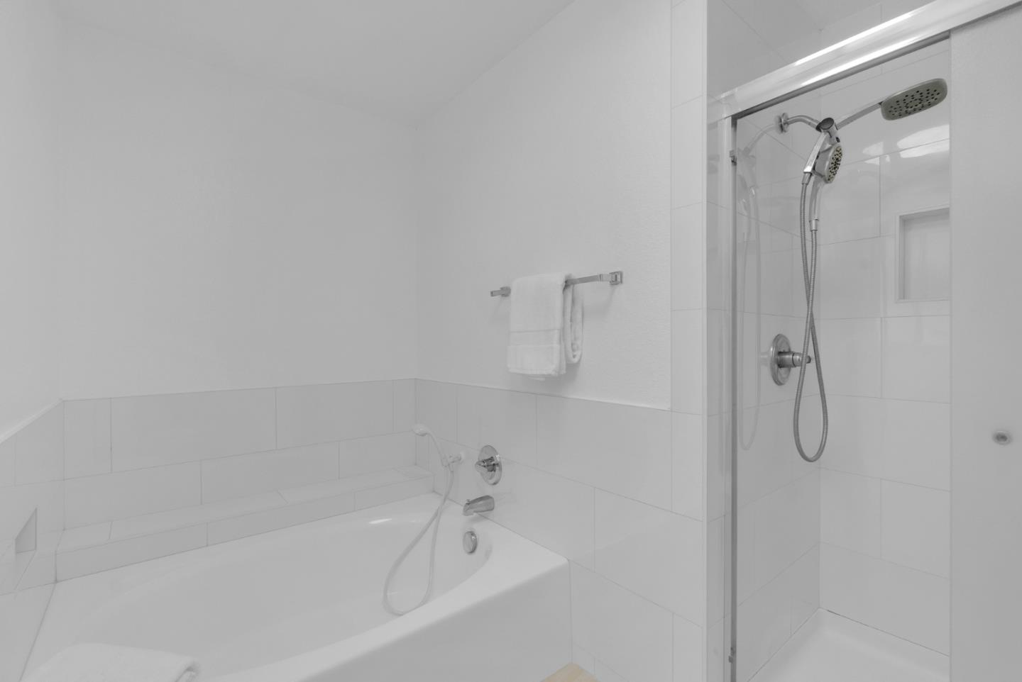 3129 Vermilion Court