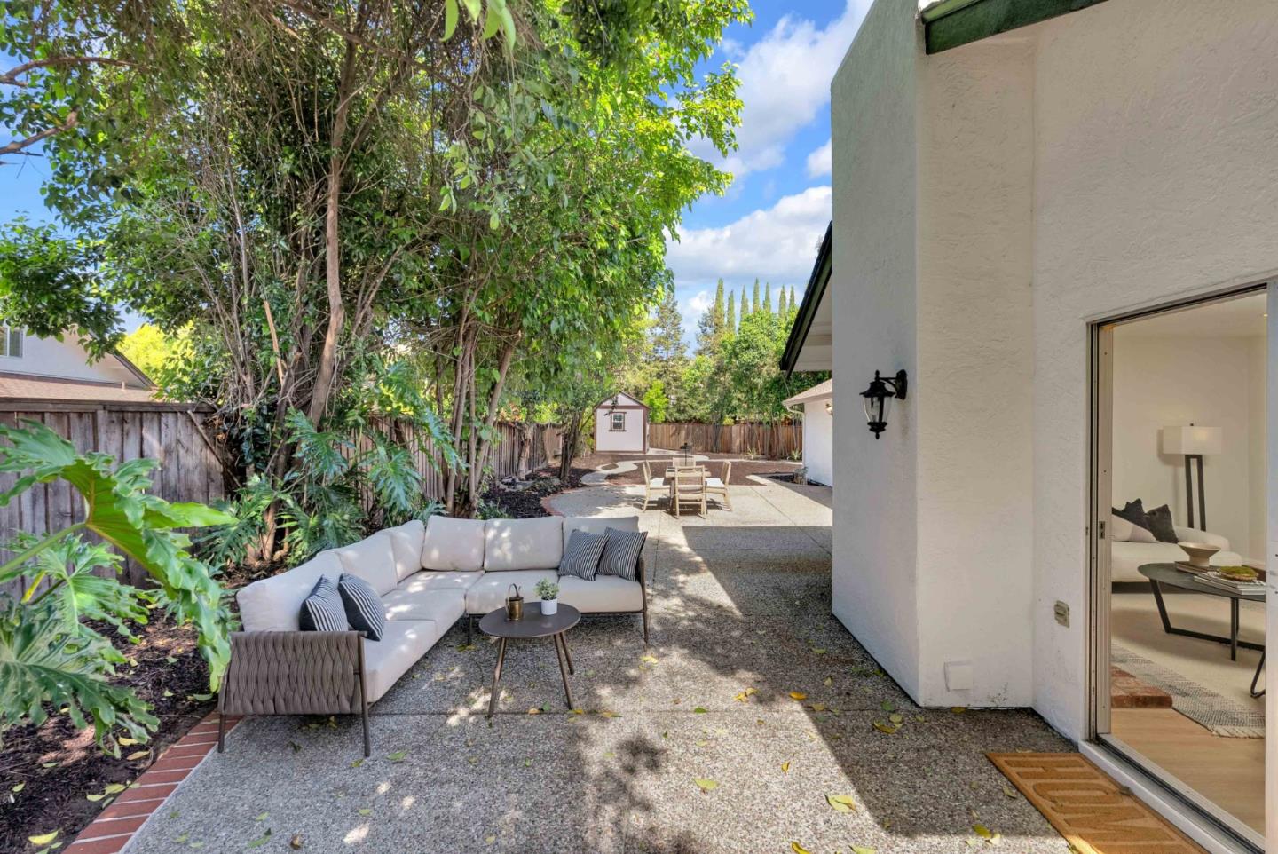 3129 Vermilion Court