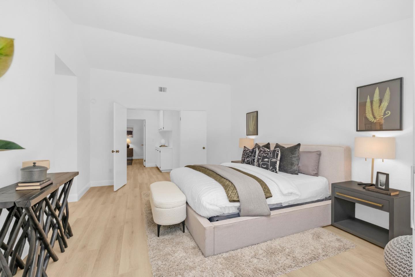 3129 Vermilion Court