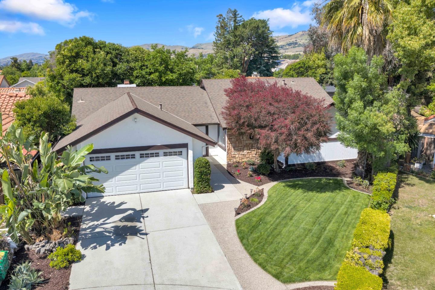 3129 Vermilion Court