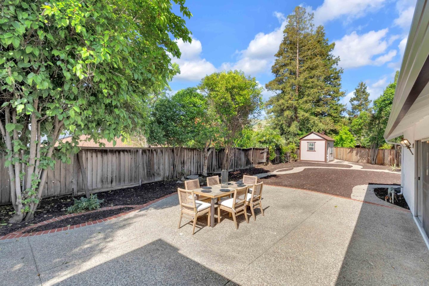 3129 Vermilion Court