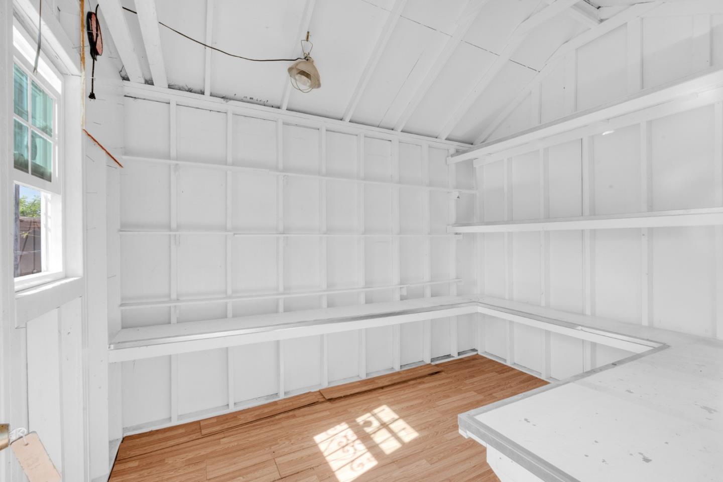 3129 Vermilion Court