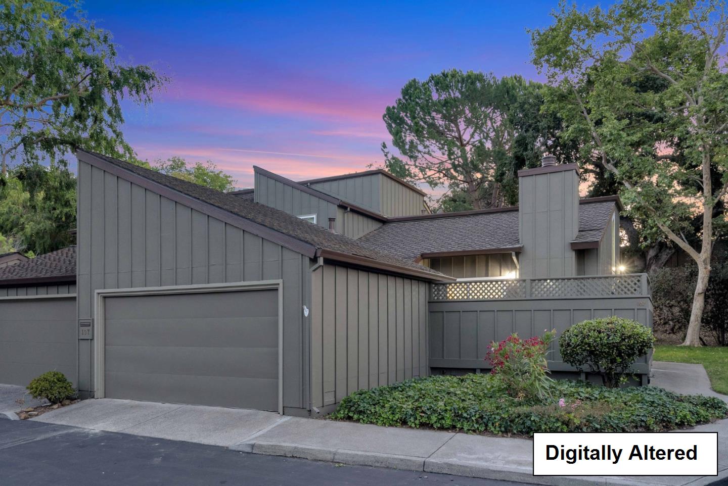 107 Charter Oaks Circle