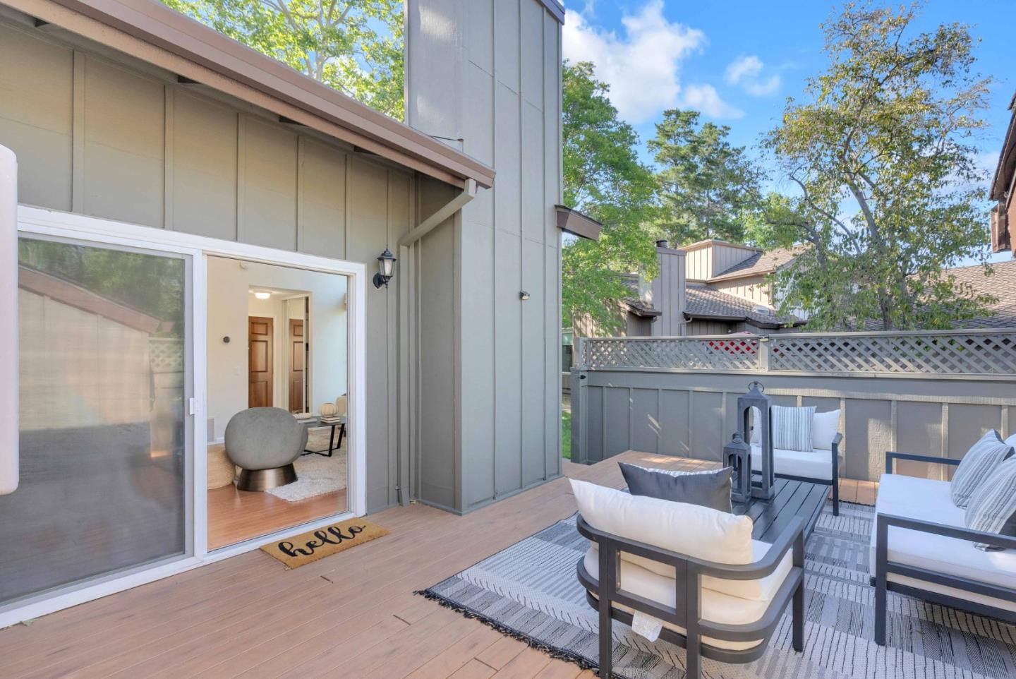 107 Charter Oaks Circle