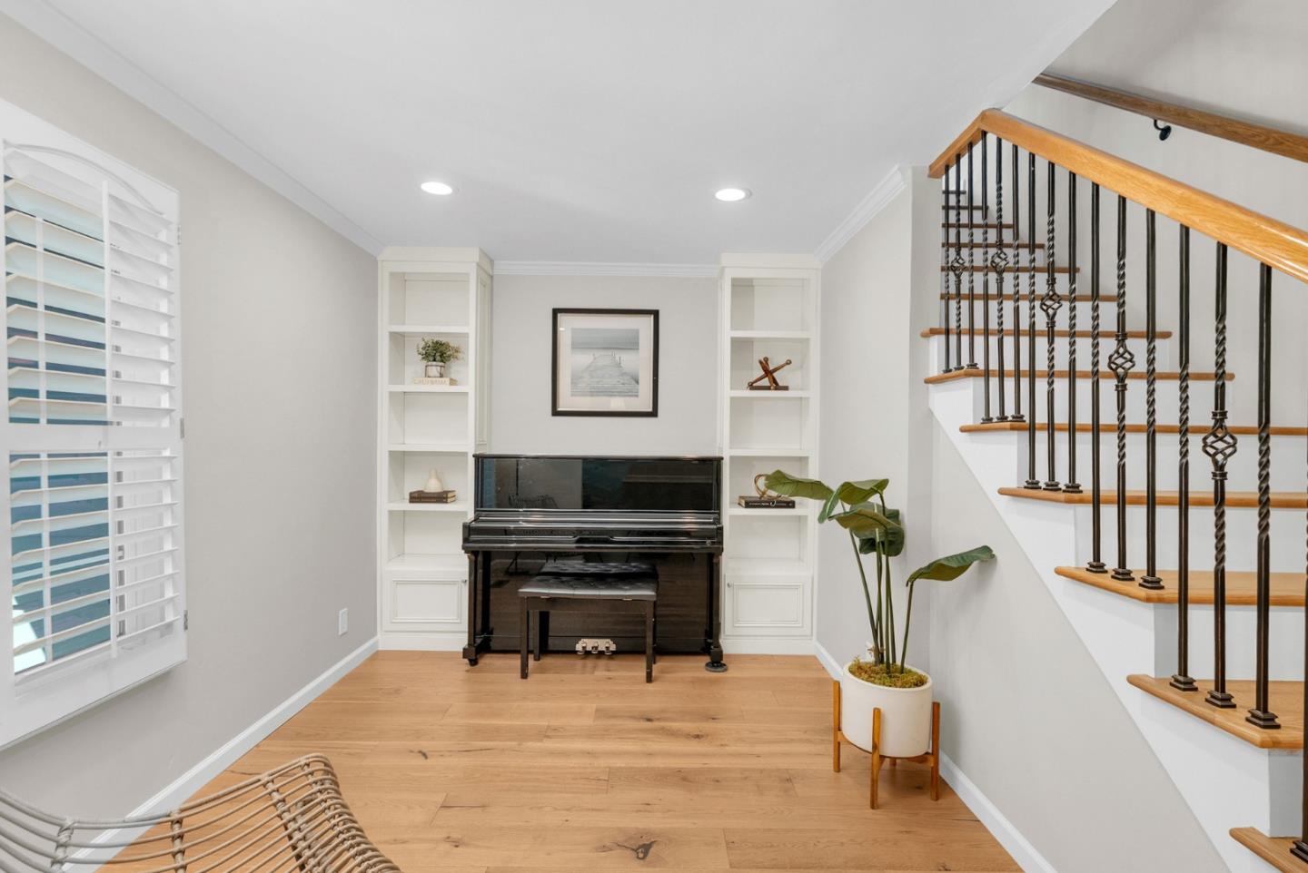 3900 Thousand Oaks Drive