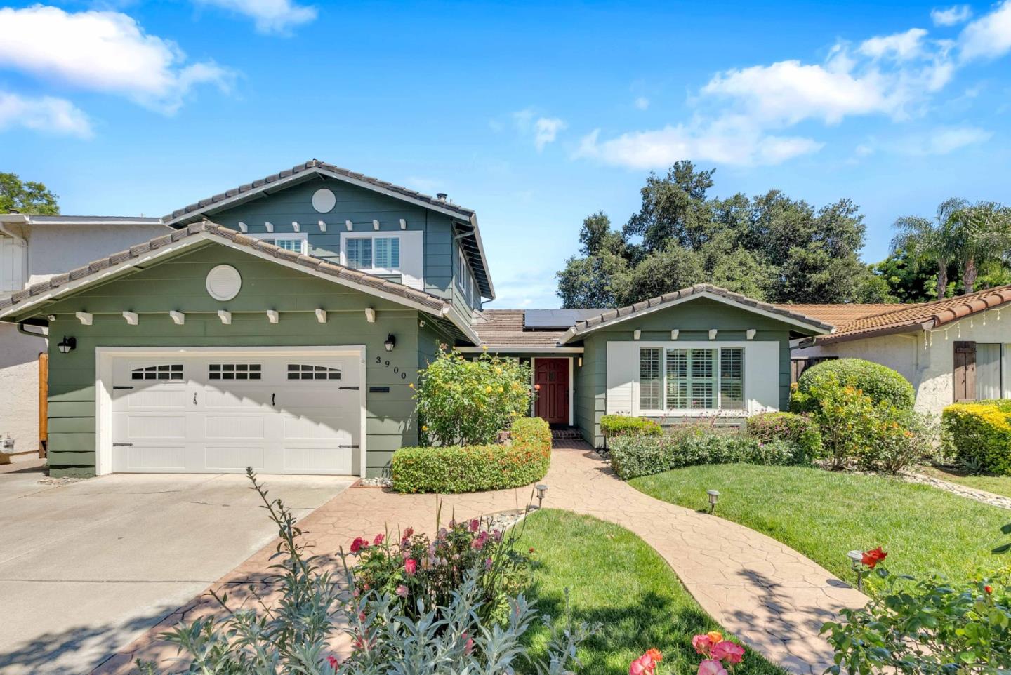 3900 Thousand Oaks Drive