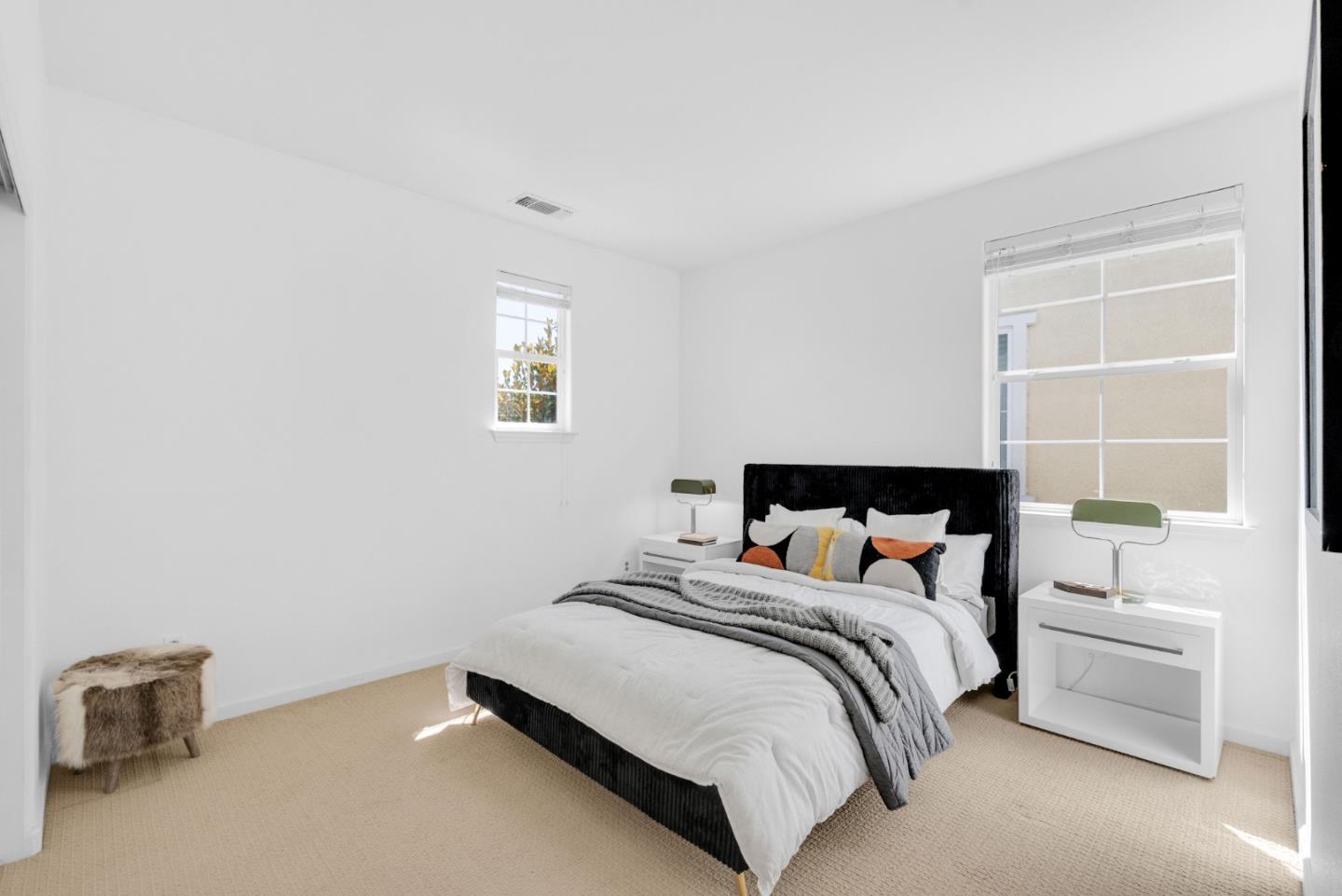 7054 Goldenspur Loop