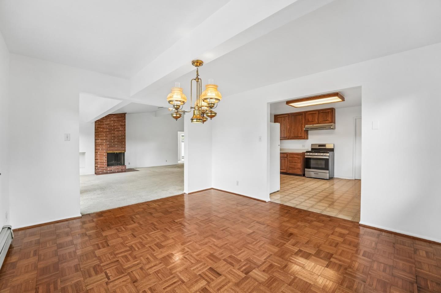 640 Galerita Way