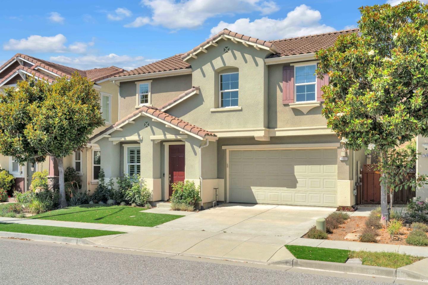 7054 Goldenspur LOOP