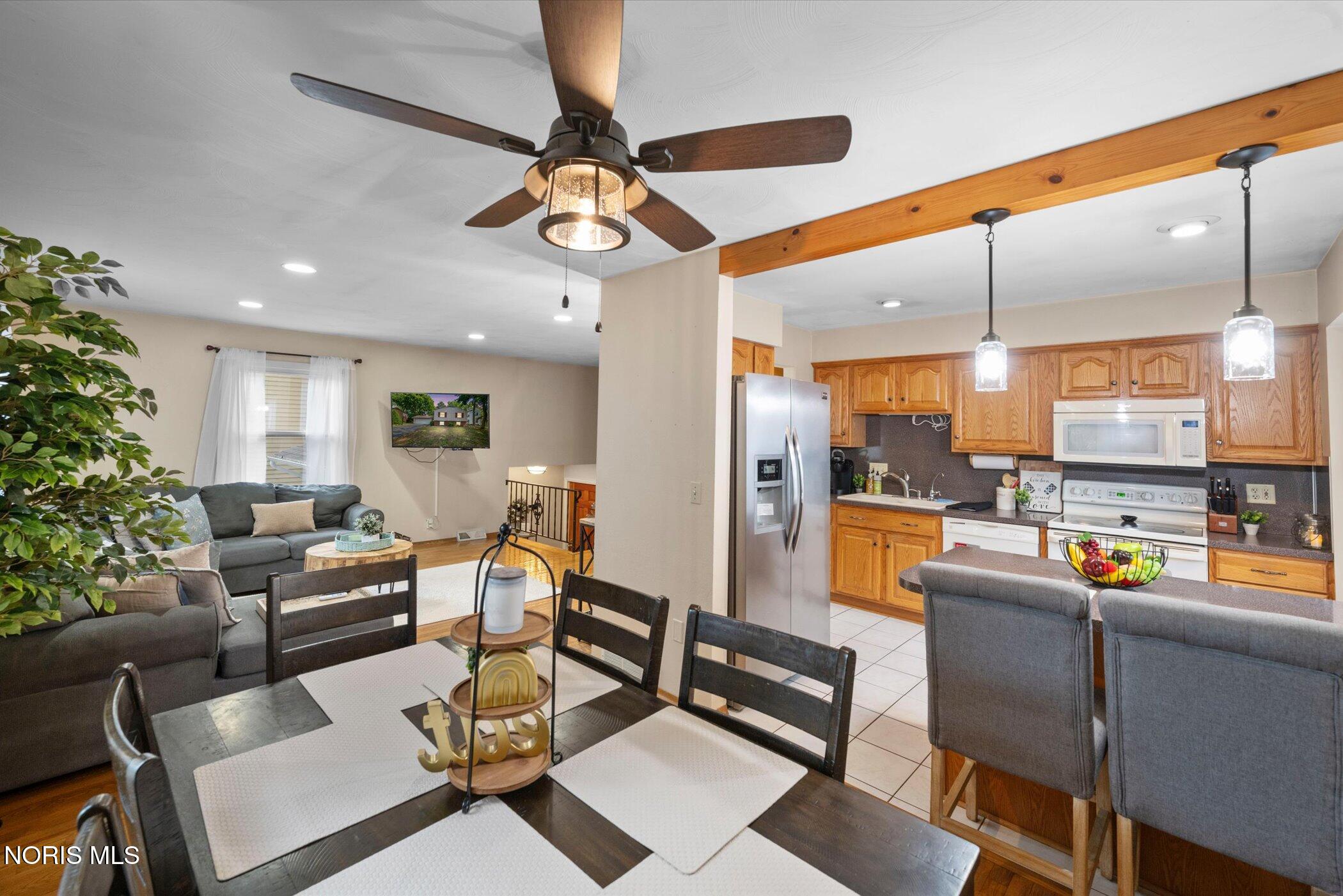 6448 Coppersmith Road