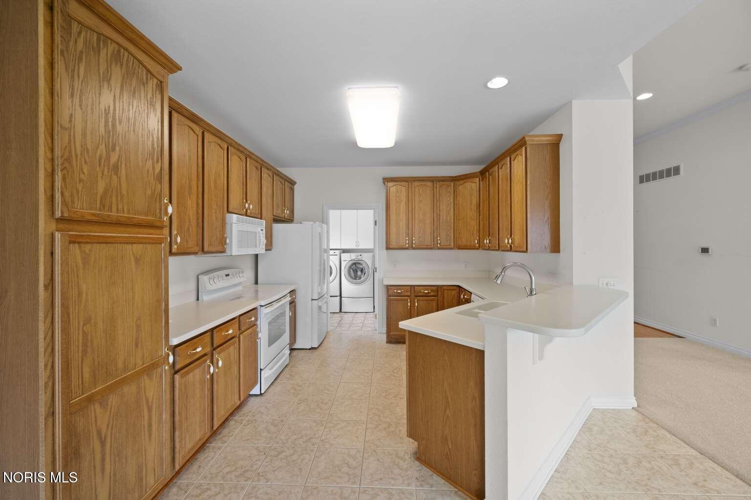 7372 Harbour Light Court