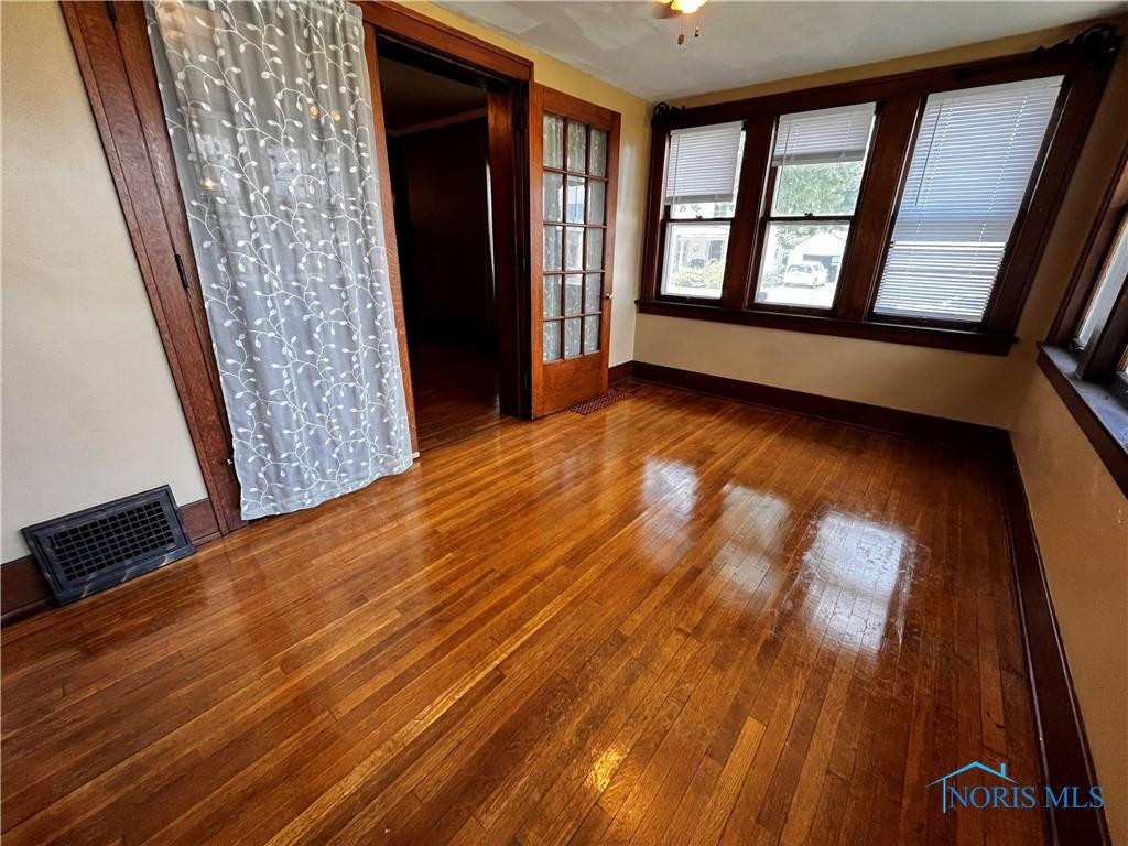 215 W First Street