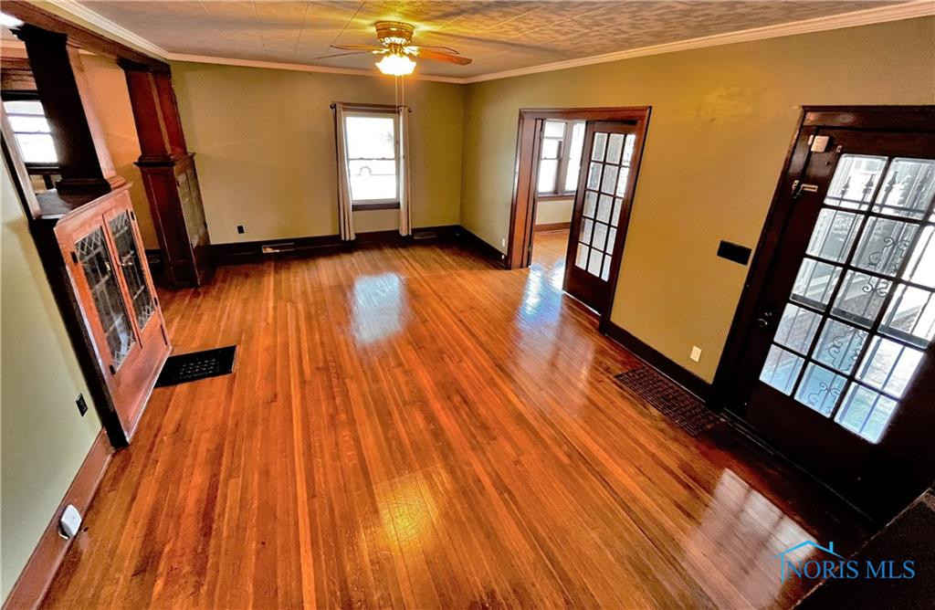 215 W First Street