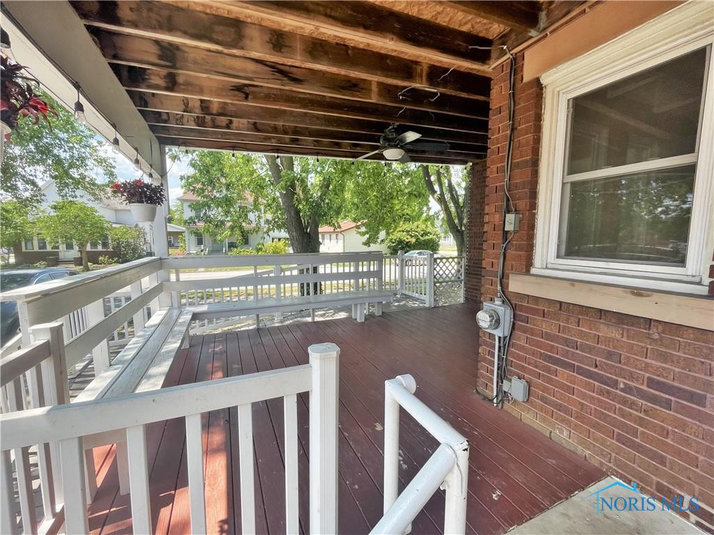 215 W First Street