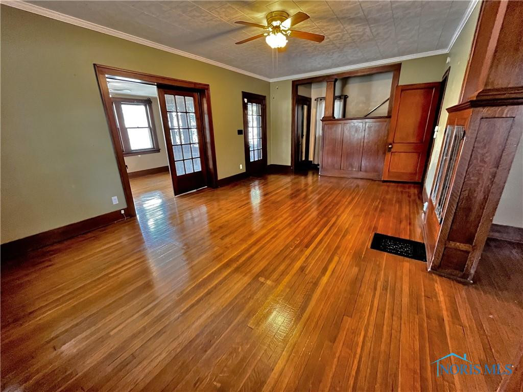 215 W First Street