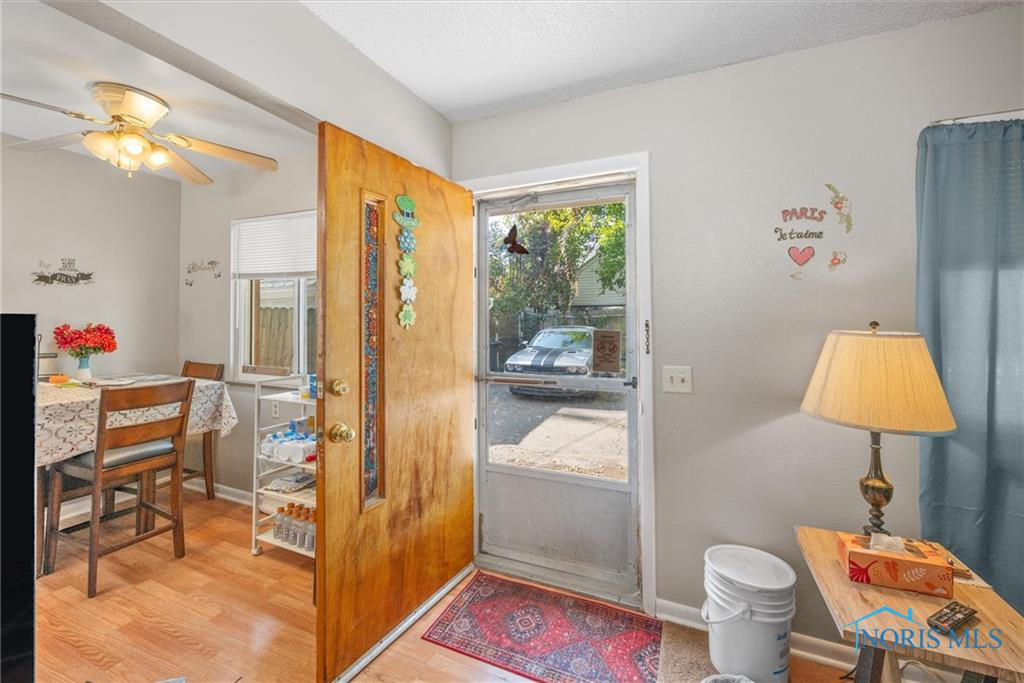 3353 Douglas Road