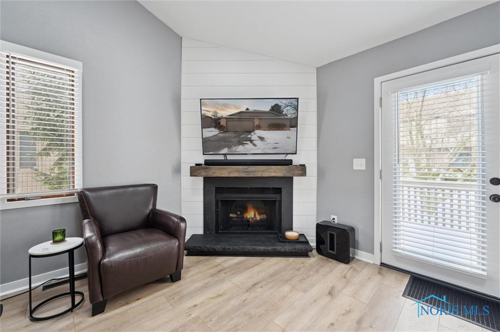 19 Meadowpond Drive