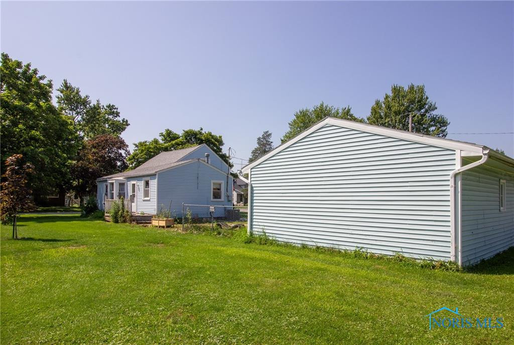 503 W 6th Street