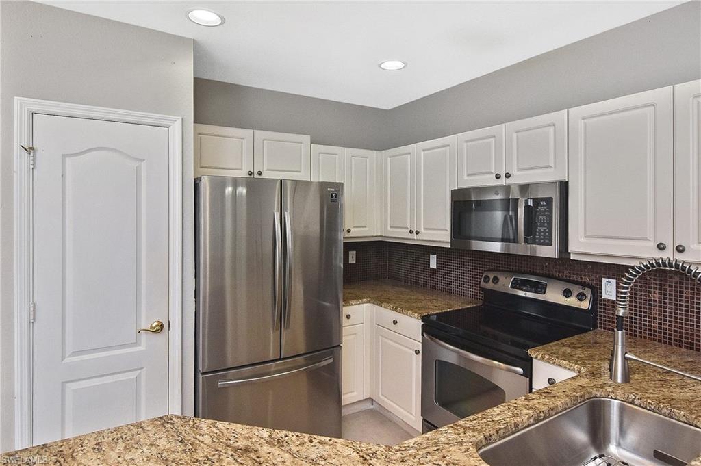 8681 Athena CT