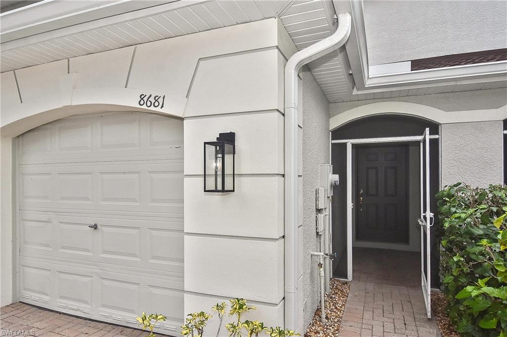 8681 Athena CT