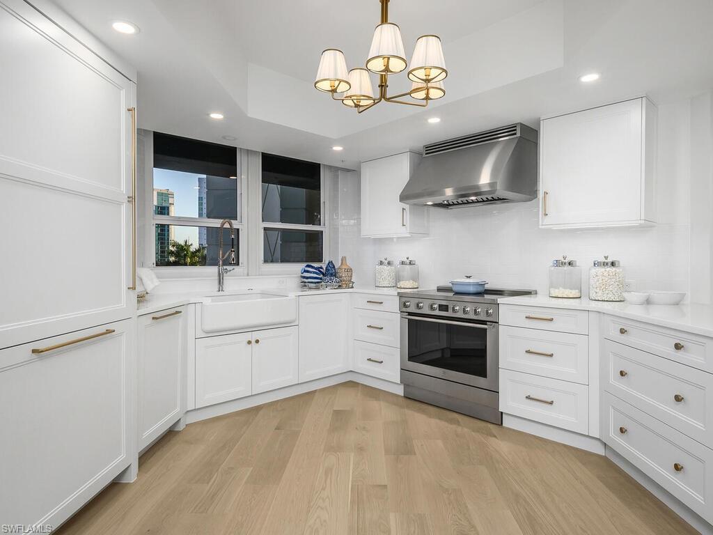 4021 Gulf Shore BLVD N 403