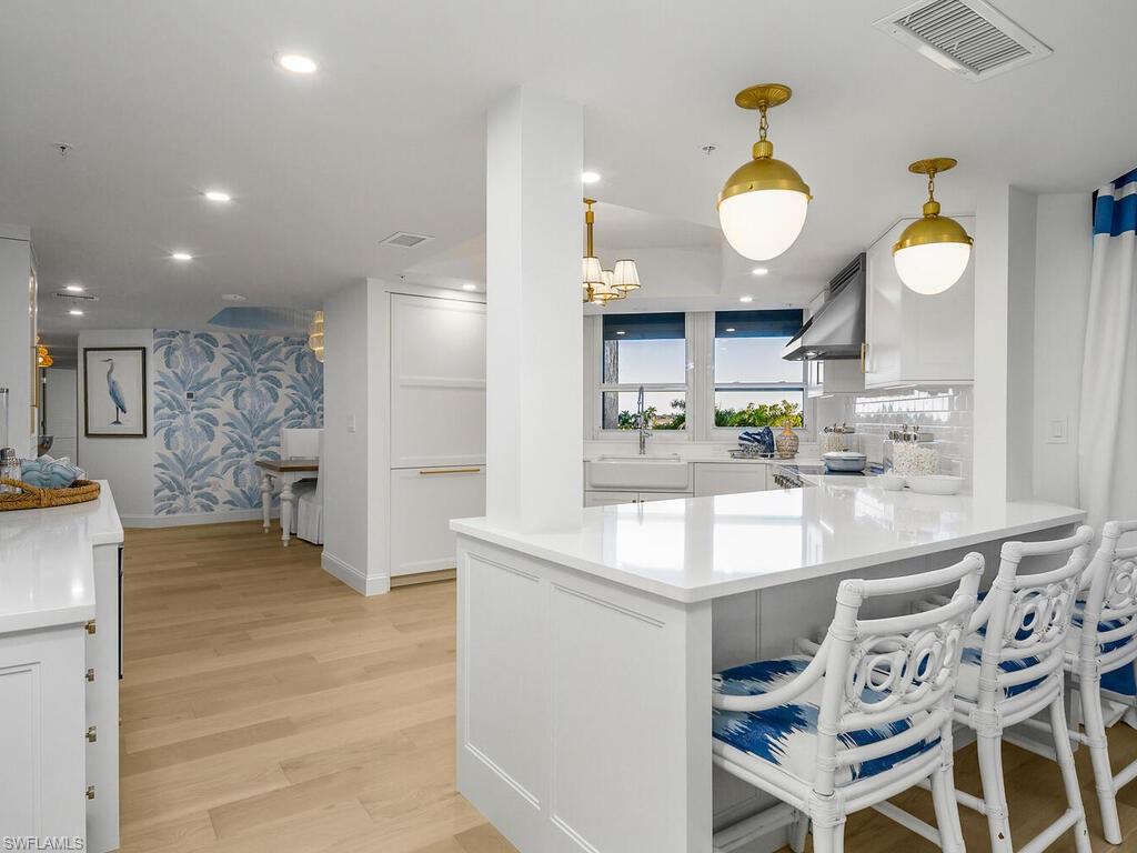 4021 Gulf Shore BLVD N 403