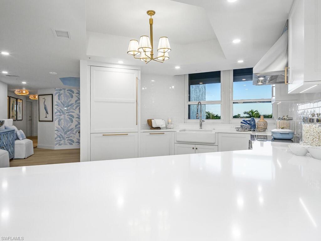 4021 Gulf Shore BLVD N 403