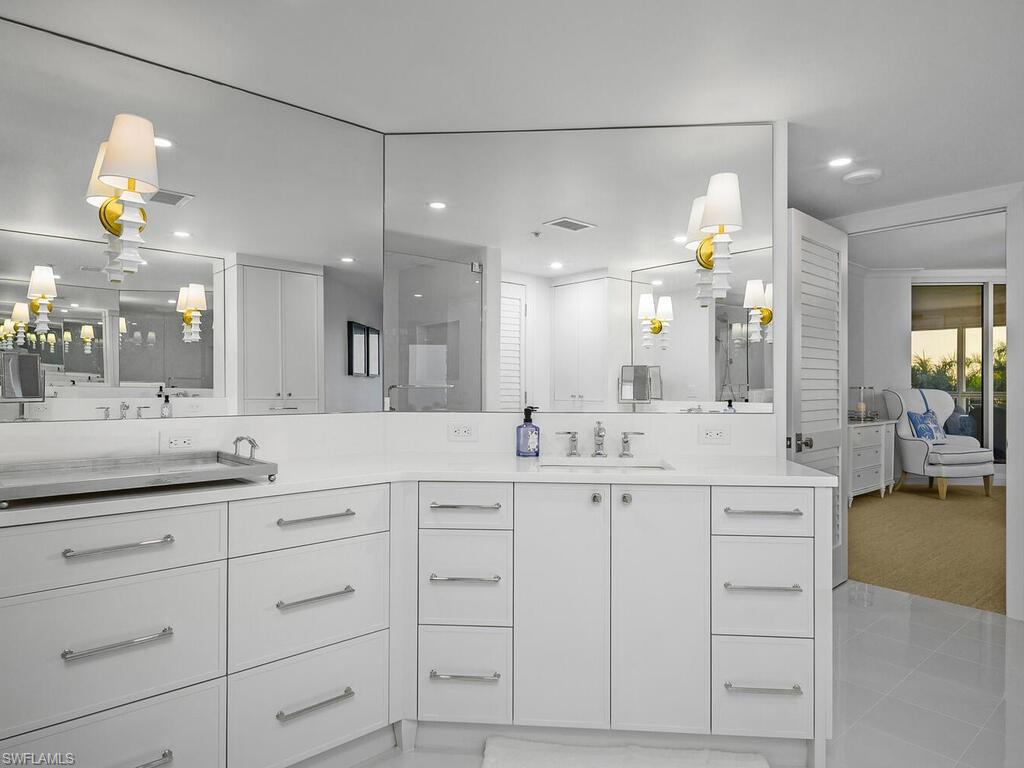 4021 Gulf Shore BLVD N 403