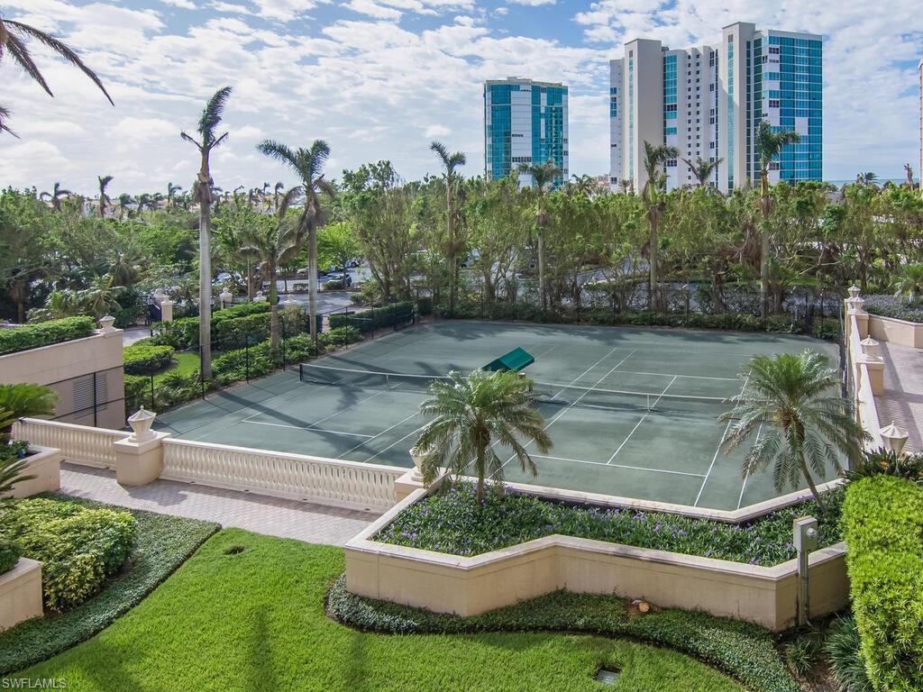 4021 Gulf Shore BLVD N 403