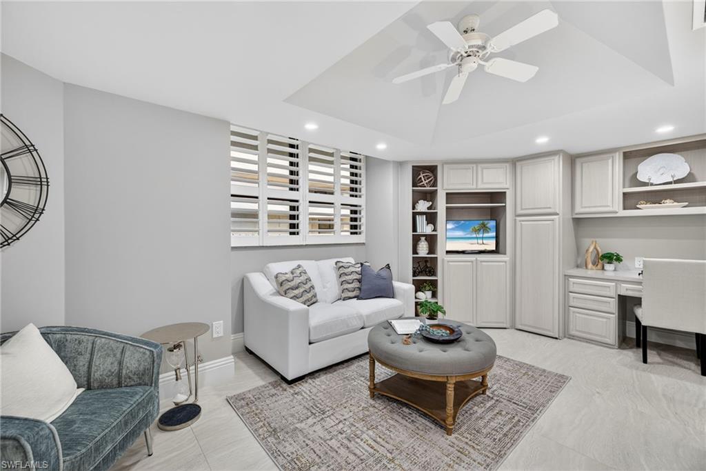 6001 Pelican Bay BLVD Penthouse E