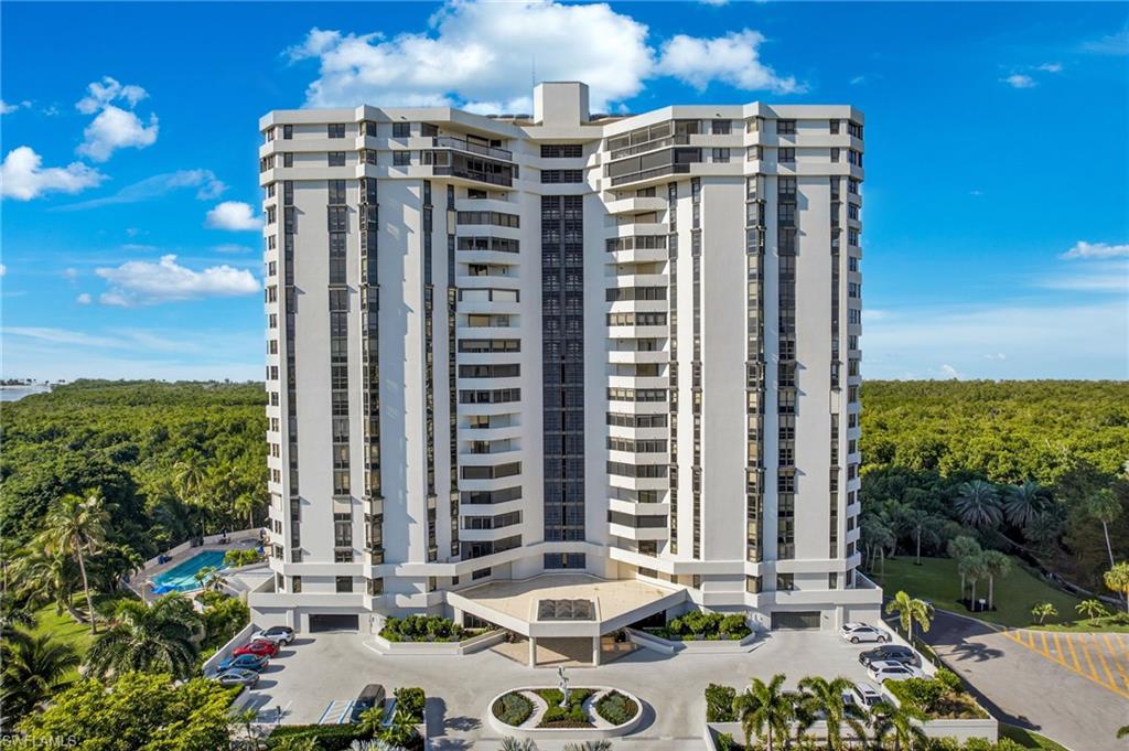 6001 Pelican Bay BLVD Penthouse E