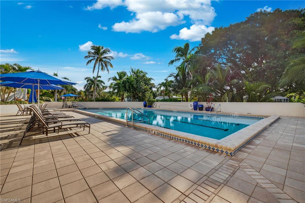 6001 Pelican Bay BLVD Penthouse E
