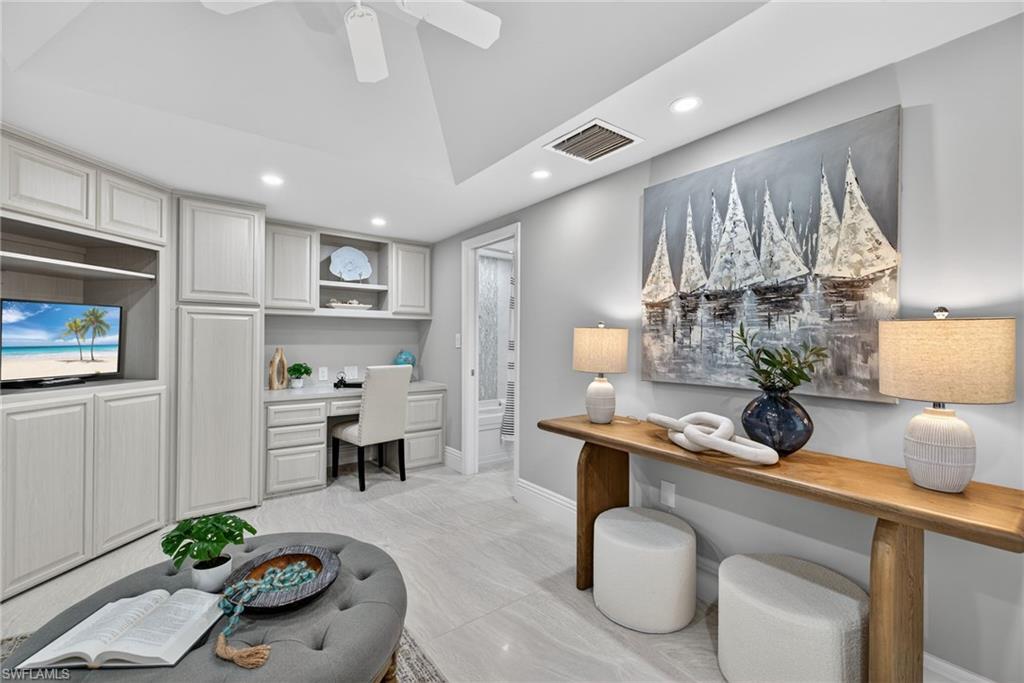 6001 Pelican Bay BLVD Penthouse E