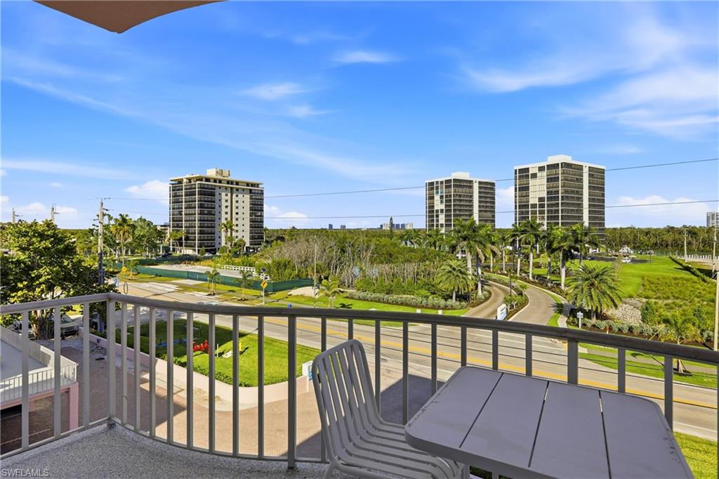 26236 Hickory BLVD 13