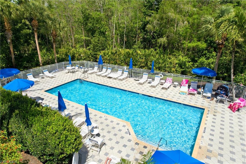 817 Carrick Bend CIR 201