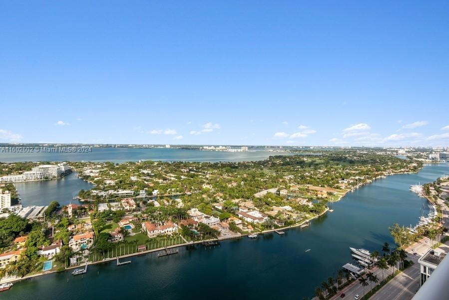 4775 Collins Ave Unit: PH4206