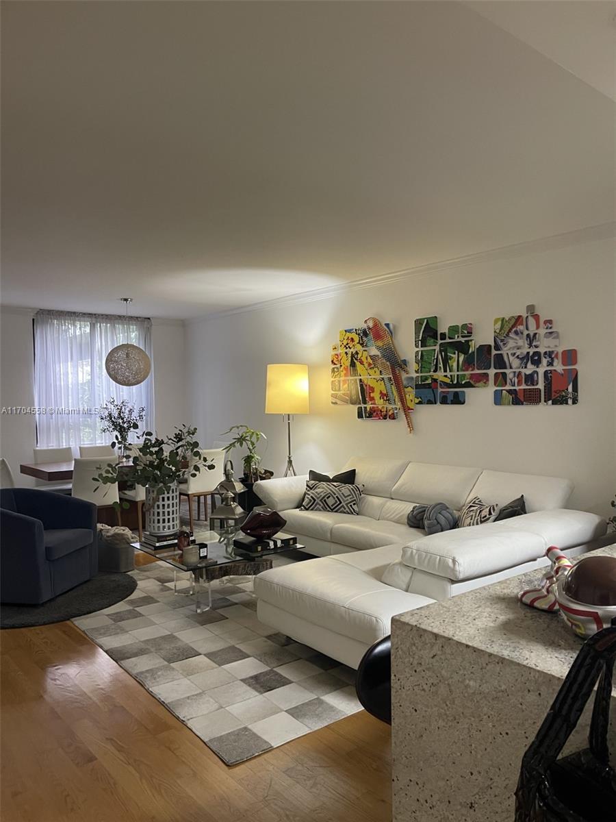 141 Crandon Blvd # 243