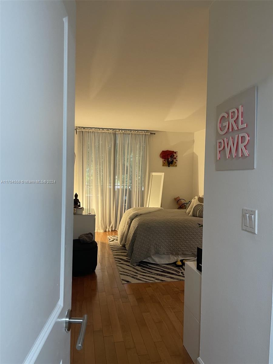 141 Crandon Blvd # 243