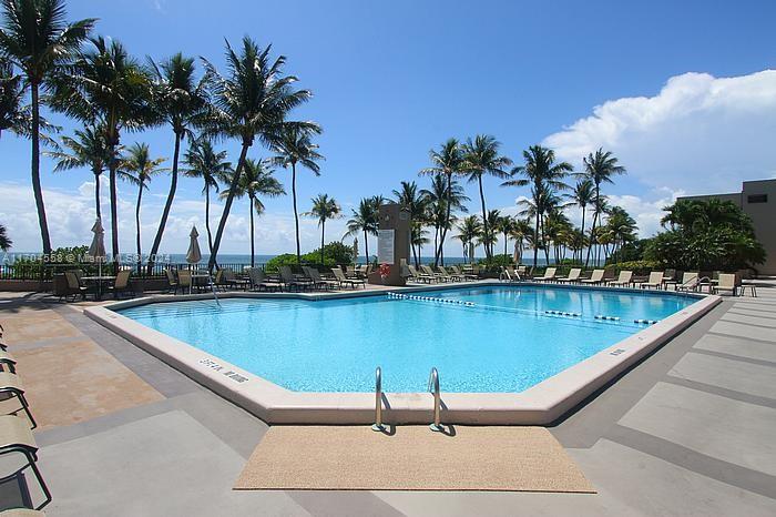 141 Crandon Blvd # 243