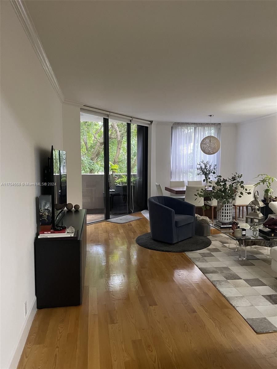 141 Crandon Blvd # 243