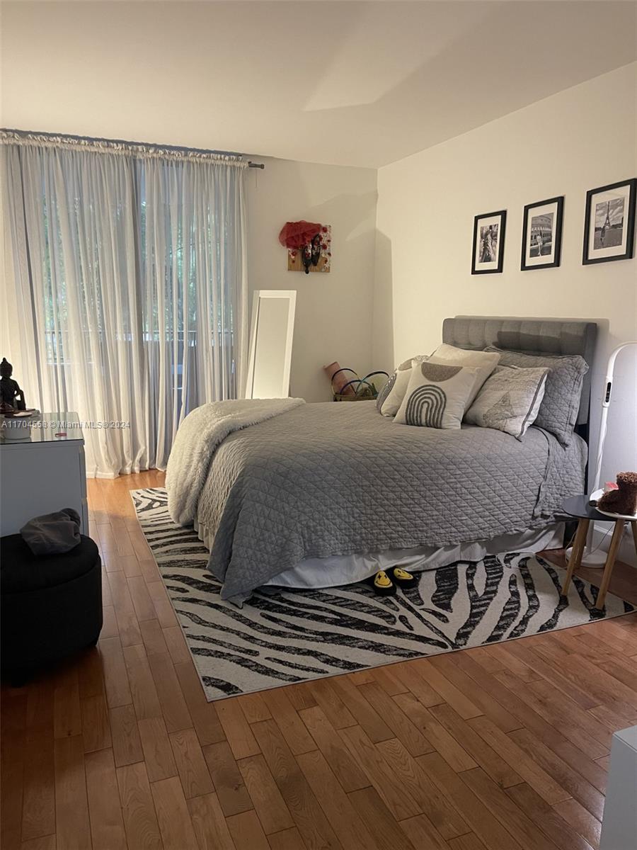 141 Crandon Blvd # 243