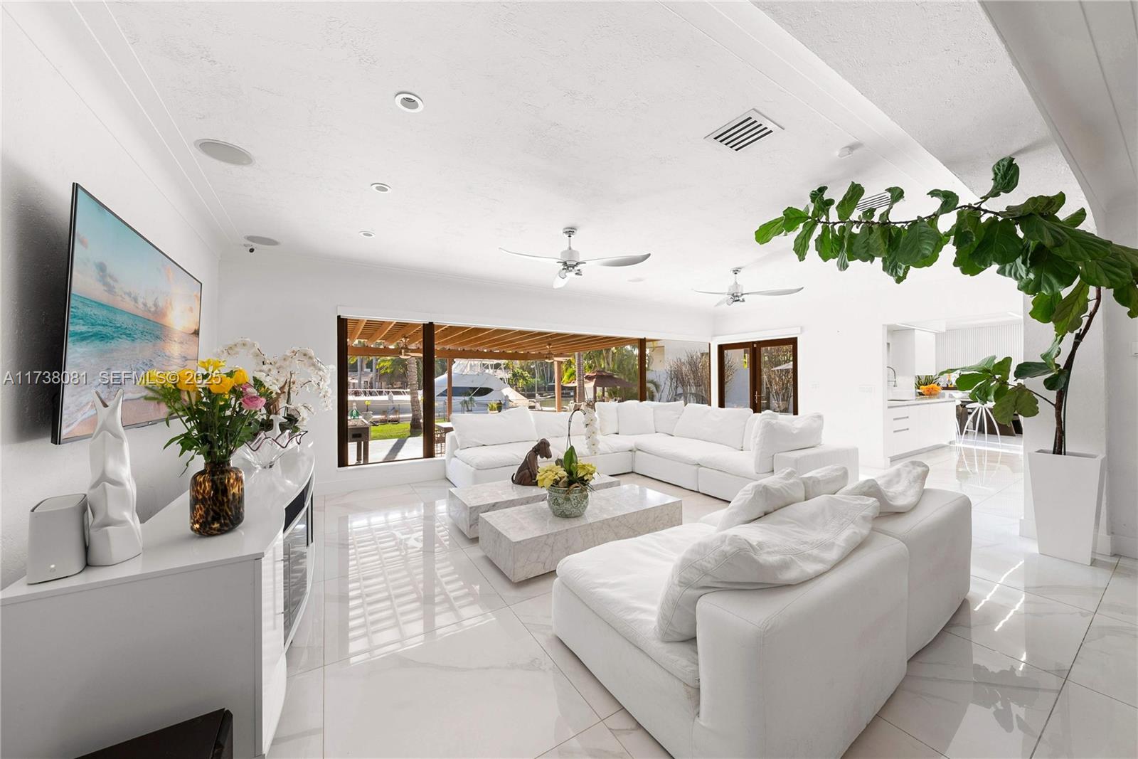 1070 Belle Meade Island Dr